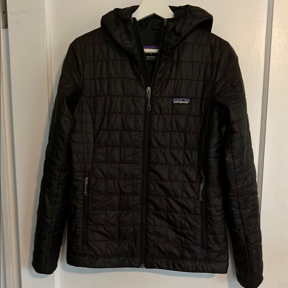 Patagonia Women's Nano Puff Hoody Quilted Hooded Jacket - Picture 2 of 12